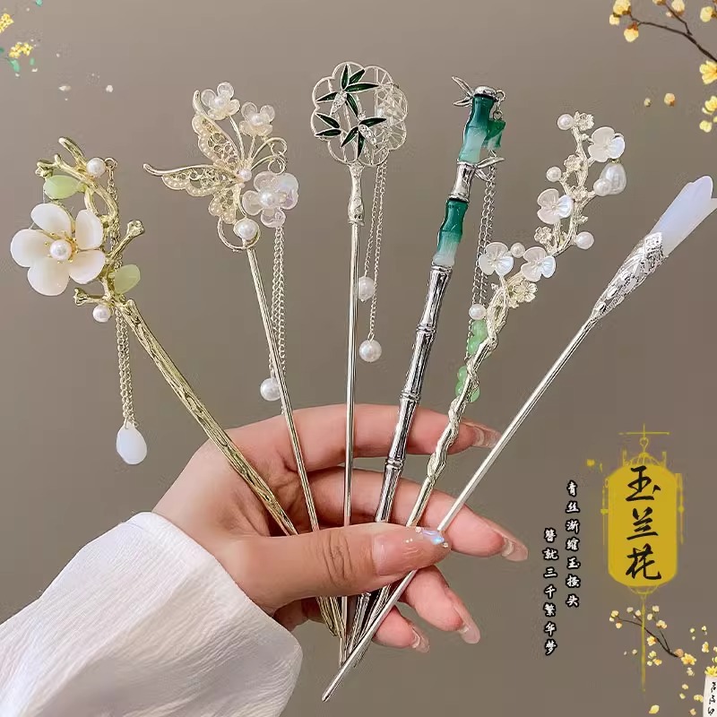 Clipper de pelo de estilo chino estilo antiguo con falda de caballo diseño de cabello sensación de estilo chino Clipper paso mecedor tocado de cabello