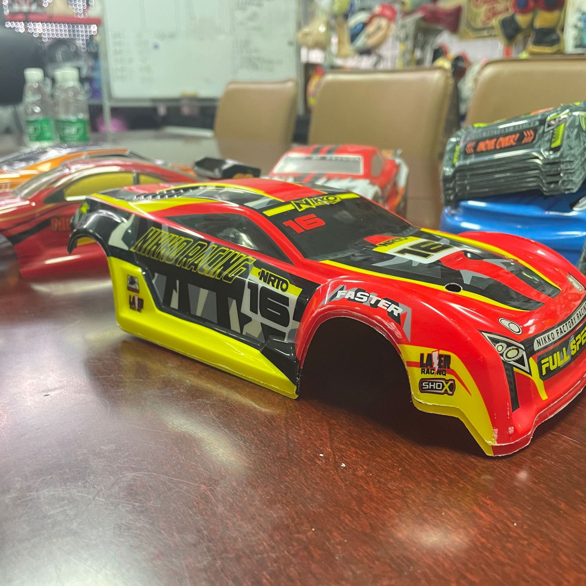 PC遥控车壳 PC遥控车面 对位吸塑车壳 定位吸塑车面 对位吸塑车面