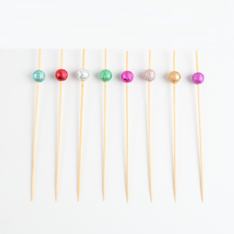 Mayorista creativo stick de fruta bambú stick de color mixto stick creativo pastel decoración fábrica de horquilla de fruta