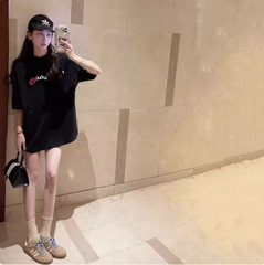 露露2025早春新黒白丸襟半袖tシャツ女性シリコン文字プリントゆるいカジュアル上着