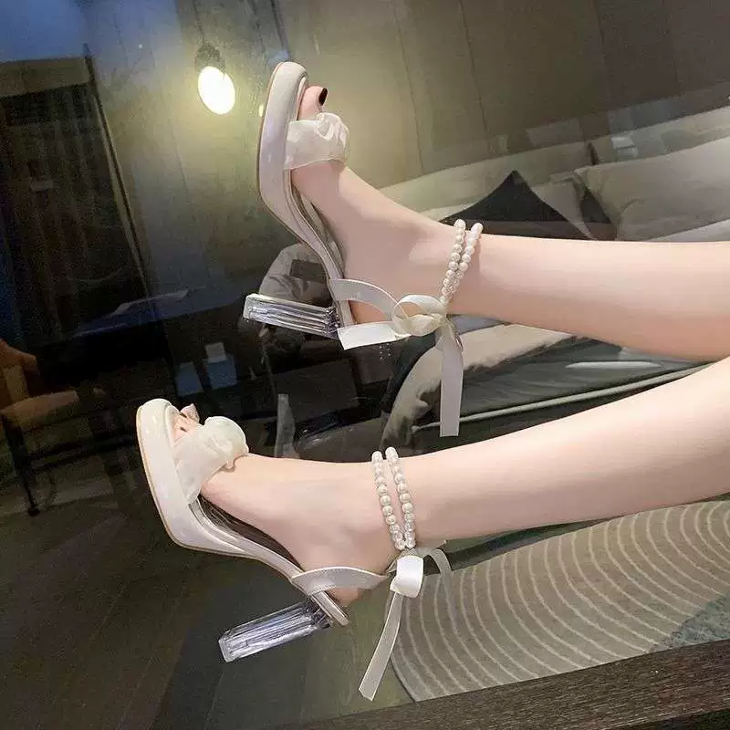 Женские босоножки на толстом каблуке в стиле феи, лето 2025, новая модель, французский жемчуг, элегантные, римские, на одном ремешке, высокие каблуки