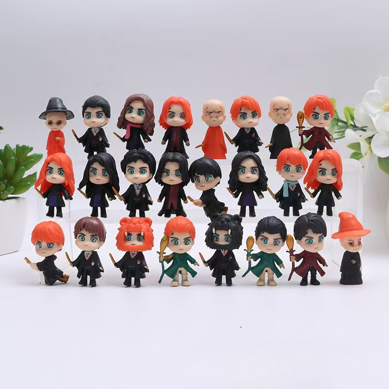 跨境24款迷你版魔法哈利波特罗恩法师蜘蛛侠超人联盟玩具公仔摆件