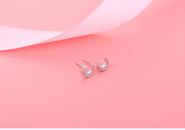 1 Pair Simple Style Moon Plating Inlay Sterling Silver Zircon 18k Gold Plated Ear Studs display picture 1