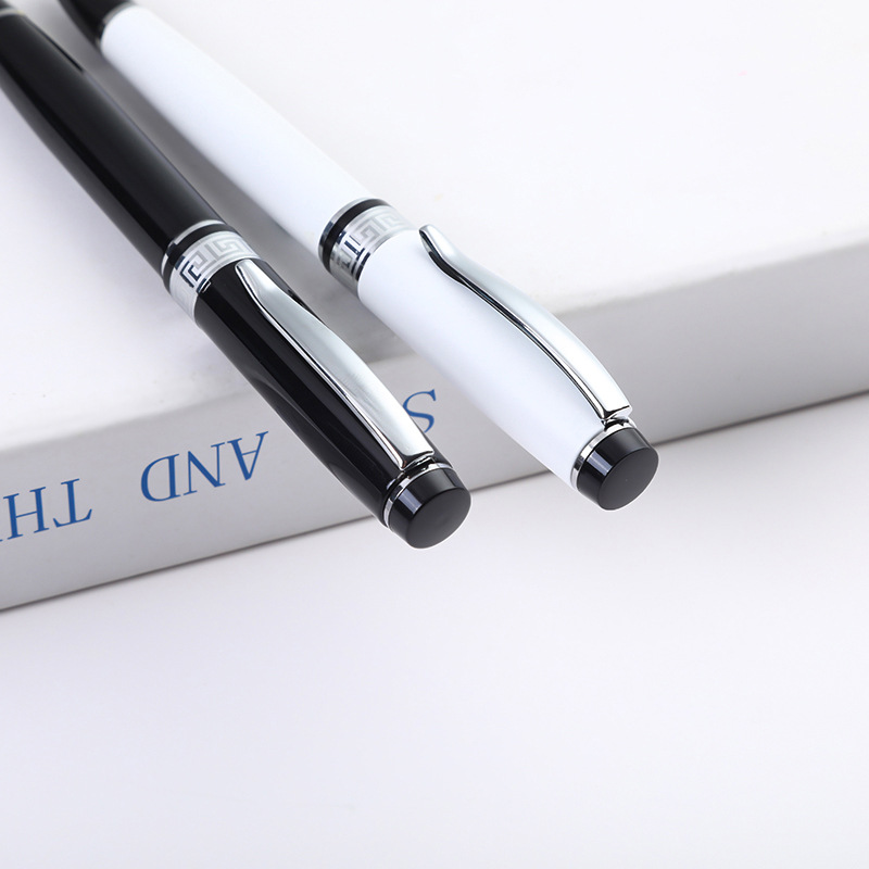 En stock negro bolígrafo metal regalo de negocios de alta gama metal pluma Impresión logotipo publicidad Oficina pluma de aceite