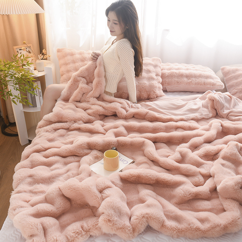 Manta de piel de conejo de Toscana para comercio exterior, manta pequeña de forro polar burbujeante grande para otoño e invierno, manta gruesa de piel de conejo para siesta en el sofá. image 10