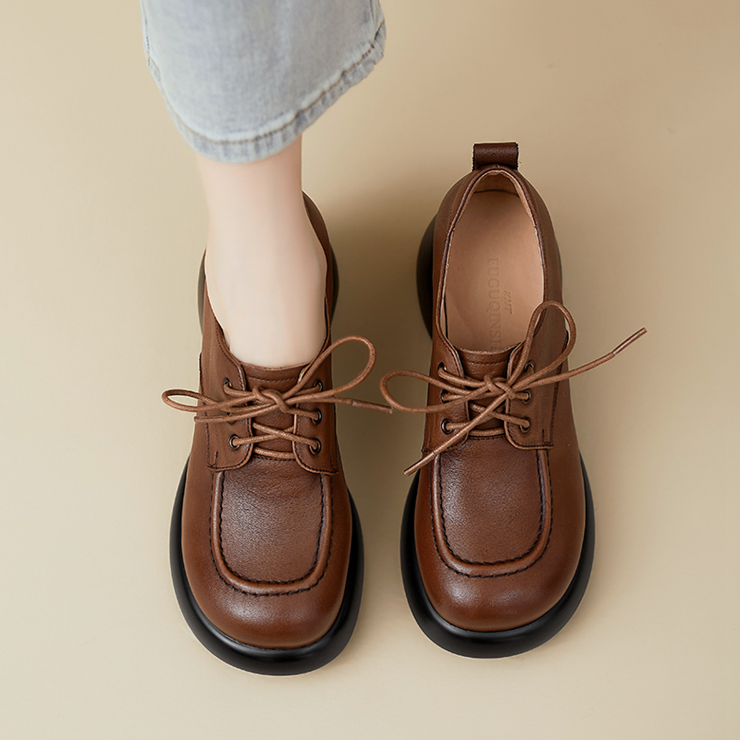 Giày loafer nữ dây buộc phong cách Anh, gót vuông 5,5 cm, mũi sâu, đế dày — màu nâu