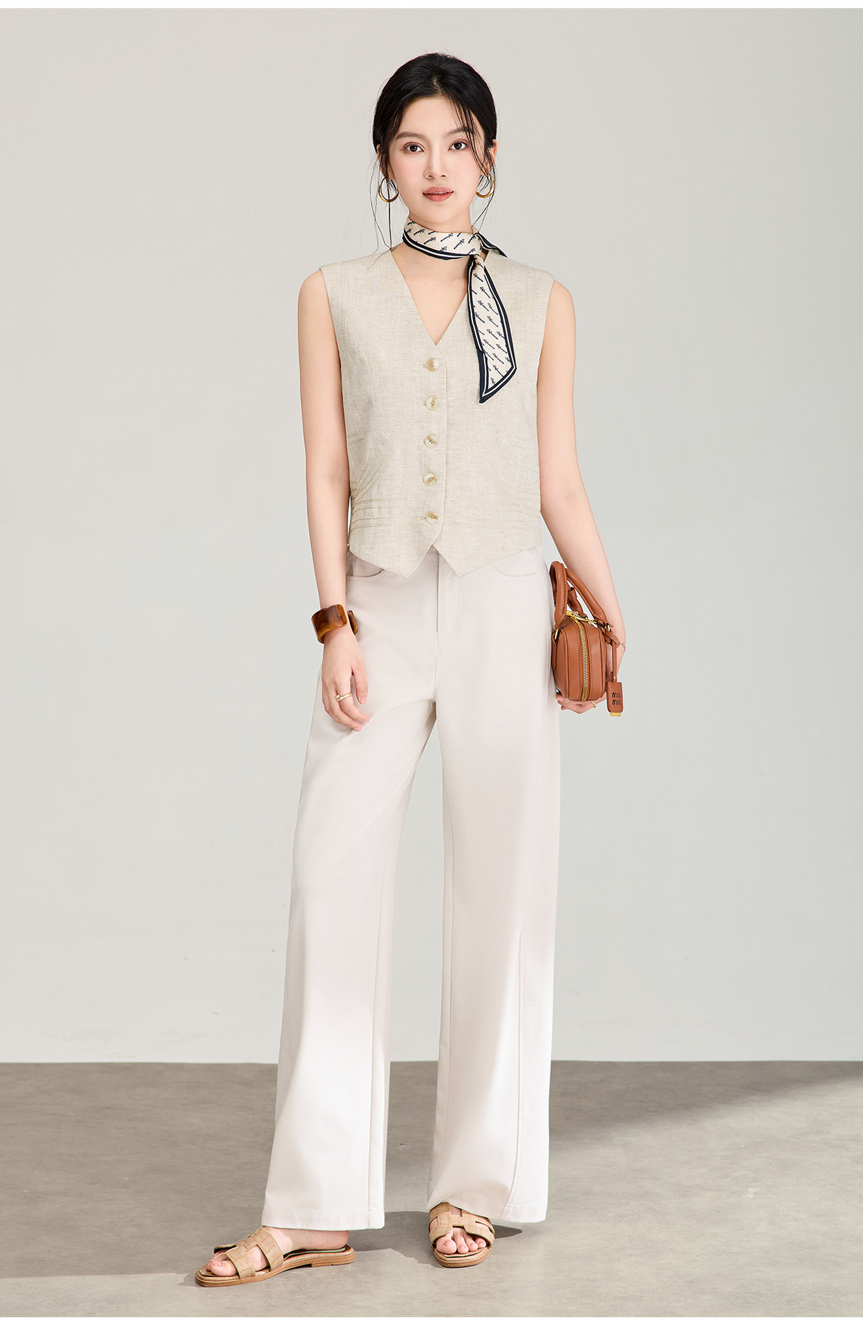 Áo khoác gile không tay cổ chữ V phối lớp phong cách cổ điển chất liệu vải lanh pha sợi Tencel — Màu cà phê chi tiết 2