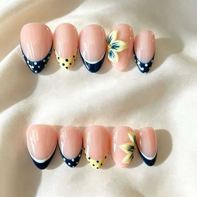 Blue Lemon Floral Retro Color-Block Wearable Nails, Hand-Painted Small Flower Polka Dot French Almond Nails, Whitening and Detachable Nail Art Blue Lemon Floral Retro Color-Block Wearable Nails, Hand-Painted Small Flower Polka Dot French Almond Nails, Whitening and Detachable Nail Art