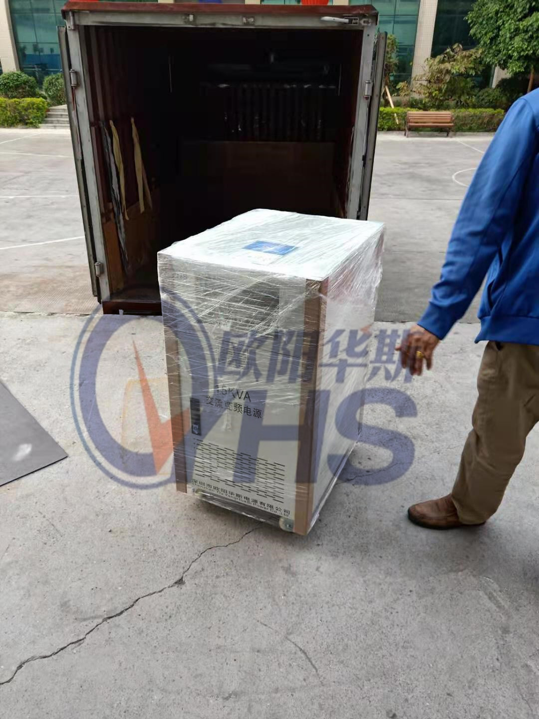 ŷ����˹����15KVA��Ƶ��Դ�������ڸ����ͻ��ֳ�������ѹ����