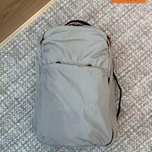 澳洲轻行扇形双肩背包旅行商务背包健身时尚背包防水户外背包