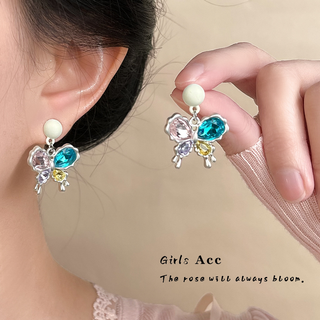 模特耳语_0018_耳语场景新水印 拷贝 17.jpg