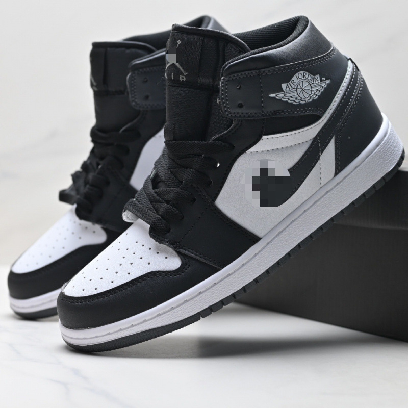 High-Top Large-Size Flexible and Durable Retro-Style Unisex Fitness Travel Casual Trendy Basketball Sneakers