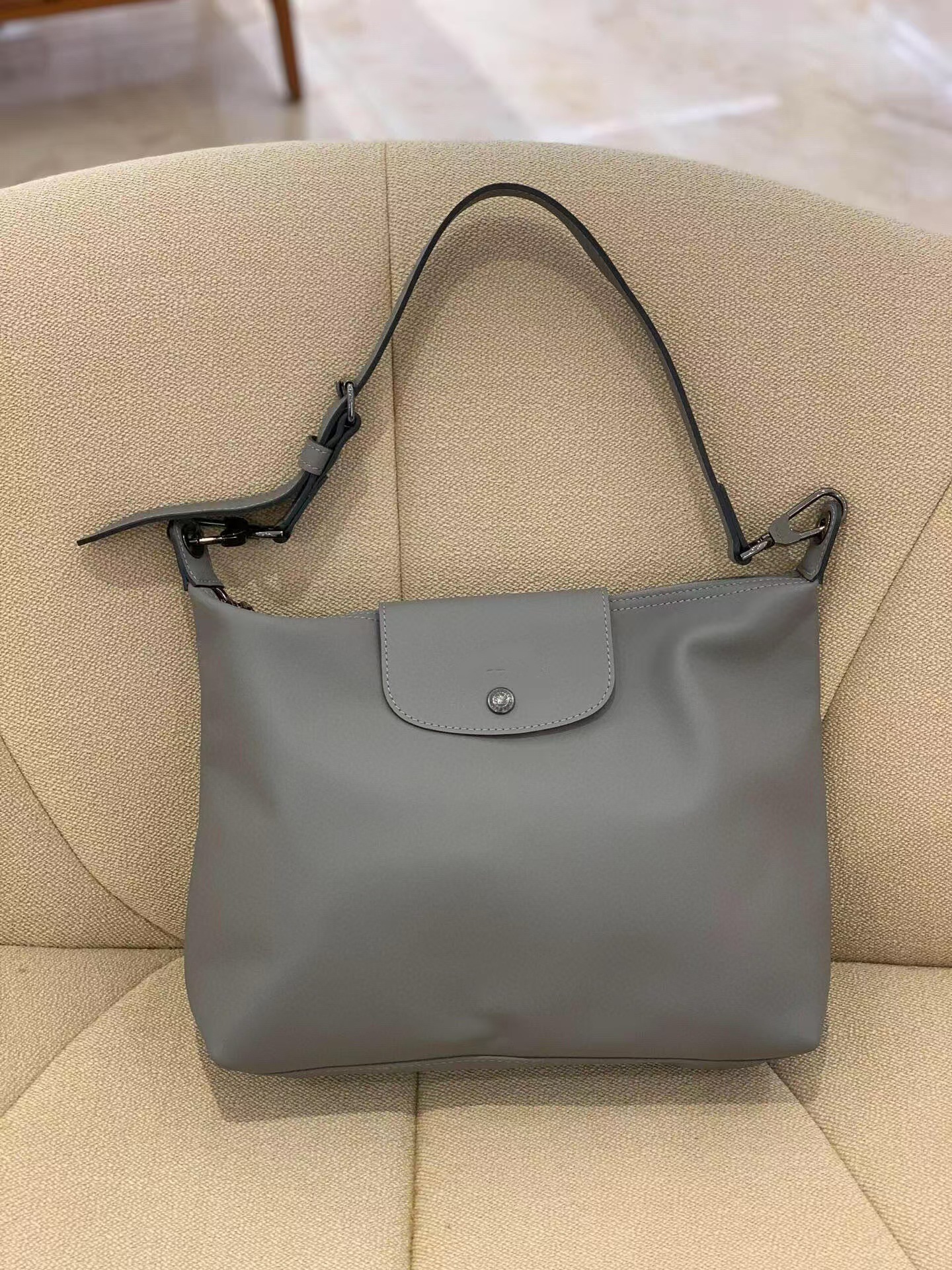 Hobo gray gray