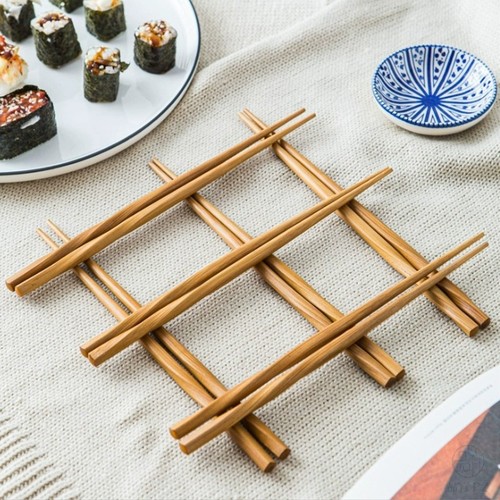 Bamboo and Wooden Zigzag Pattern Bamboo Chopsticks Tableware Household Hotel Bamboo Made Japanese Pointed Tip Chopsticks Carbonized Special Chopsticks 24cm Wholesale