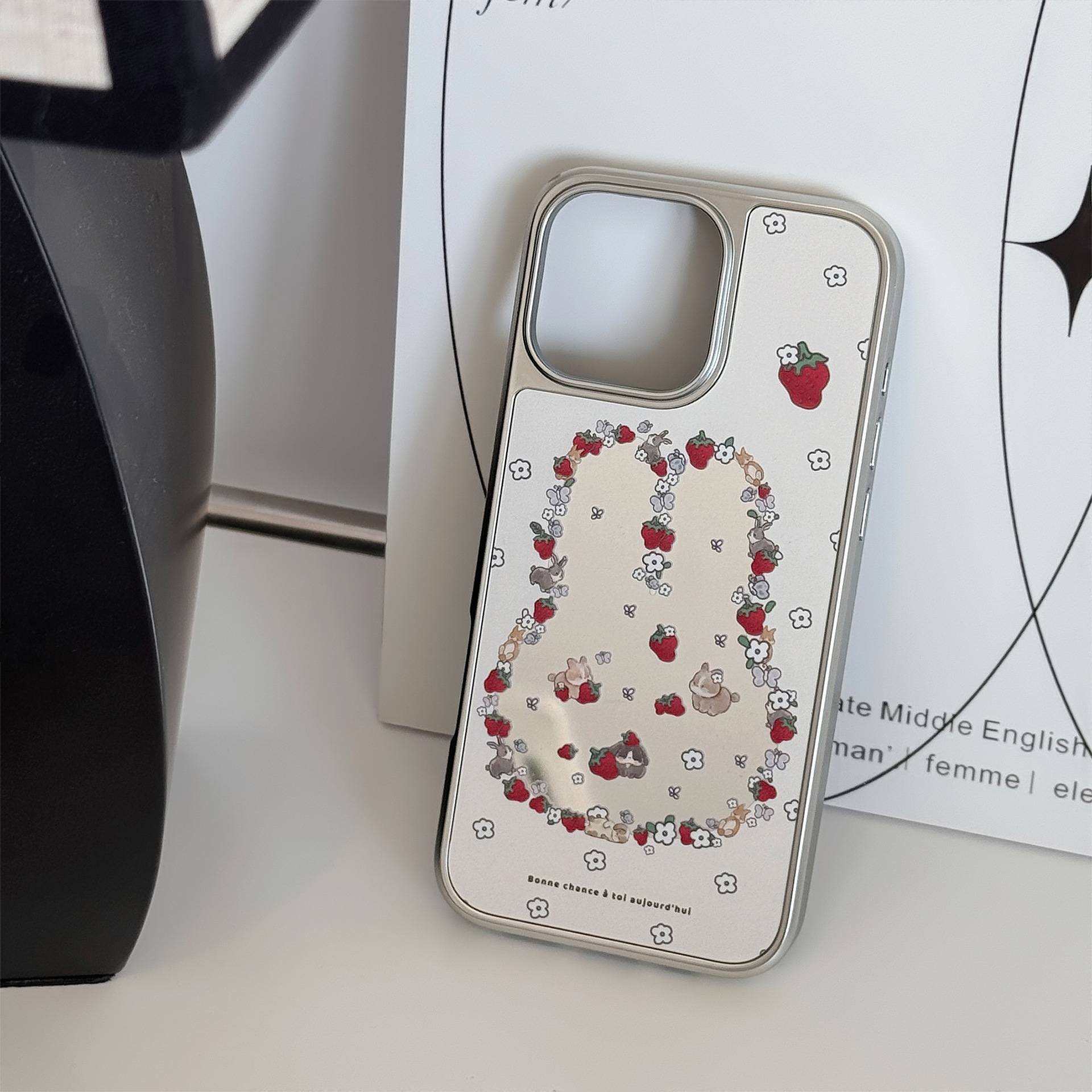 Protective Phone Case With Mirror Plating And Strawberry Design_voghion.com