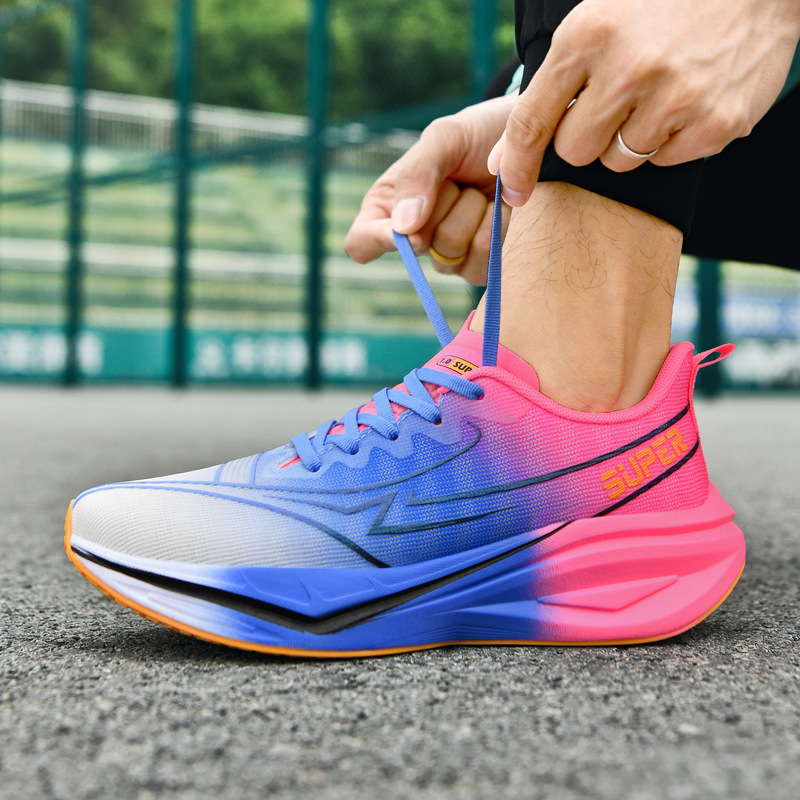 National Trendy Adolescente Realmente Explosión Suela blanda Calzado deportivo de aumento de altura Calzado para correr con tabla de carbono de rebote y amortiguador ultraligero de todo fósforo para hombre