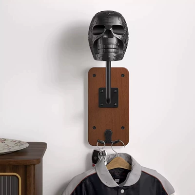 Motosiklet dəbilqə rəfləri brackets, non-perforated display rack, hat - skull-with-wooden-board