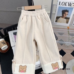 ����СŮ���ӽqѝ���⴩Ů����ëë����С��һ�w�q�Ӻ�ٴ����eѝ