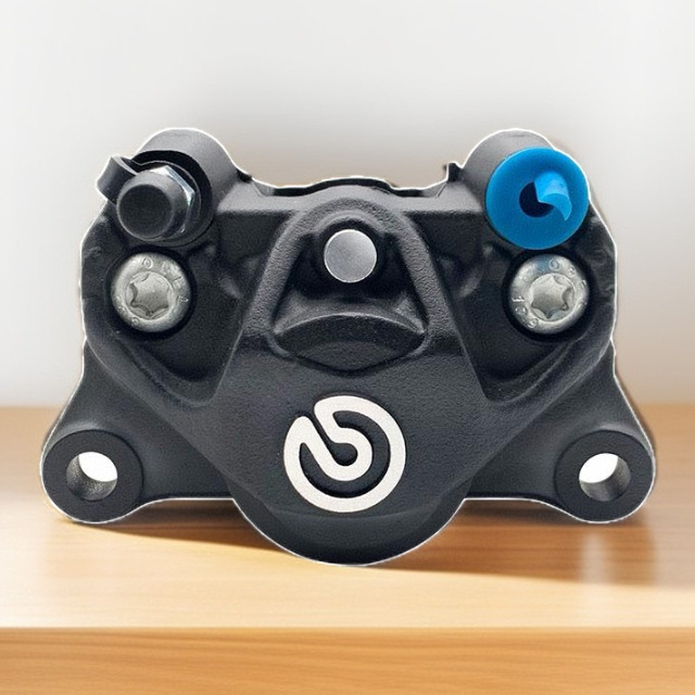 Black white label comes with stainless steel screws