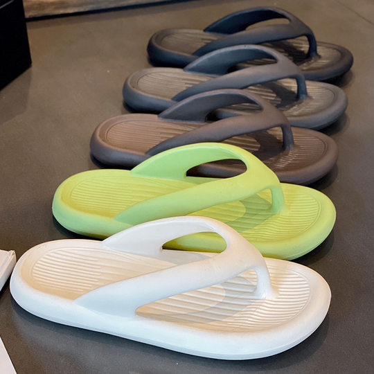 in stock Cross-border Shit-feeling EVA Flip-flops Women's Summer Outfit Beach Vacation Couple's Sandals and Slippers for Men