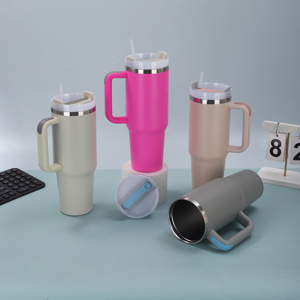 Stanley With The Second Generation 40oz Car Cup 304 Stainless Steel Thermos Cup Handle Straw Ice Cup