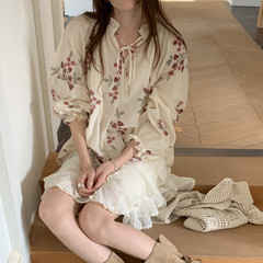実写2025復古気質2点セットプリント花シャツ不規則デザインレーススカート女性