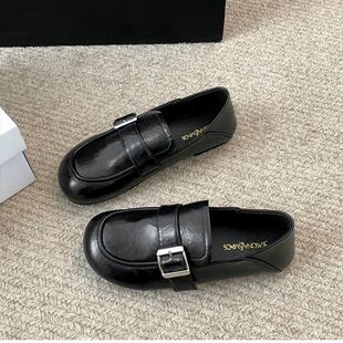 �͹�Ӣ���Lƽ��СƤЬŮ2025�¿��ļ�һ�_��ܛ�׬����䘷����Ь��