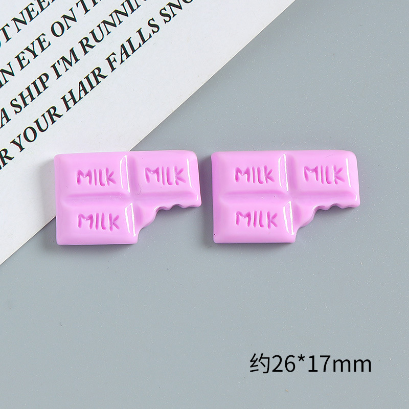 MLIKはチョコレート樹脂の部品をシミュレーションして食べて遊んでいます。|undefined