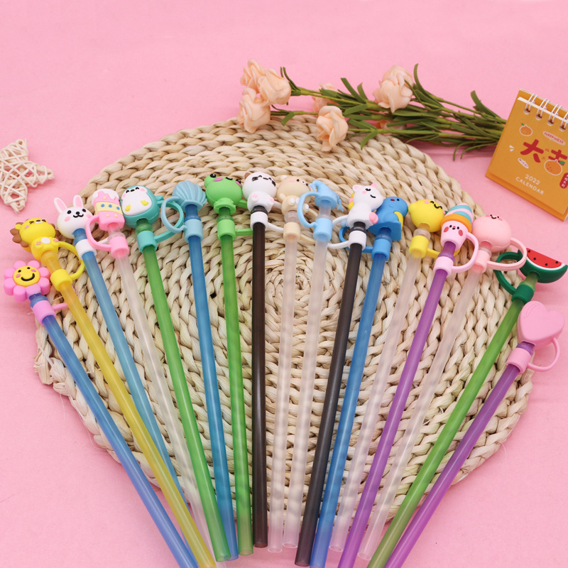 La tapa de paja de dibujos animados creativa bebida tapa de paja tapa de polvo se puede reciclar cubierta de paja transfronteriza Venta caliente