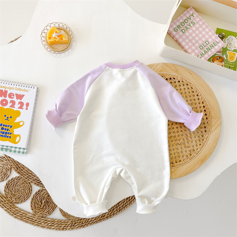 El mono de manga larga de las muchachas de moda del bebé de la primavera 2022 Año del tigre auspicioso mameluco festivo del bebé