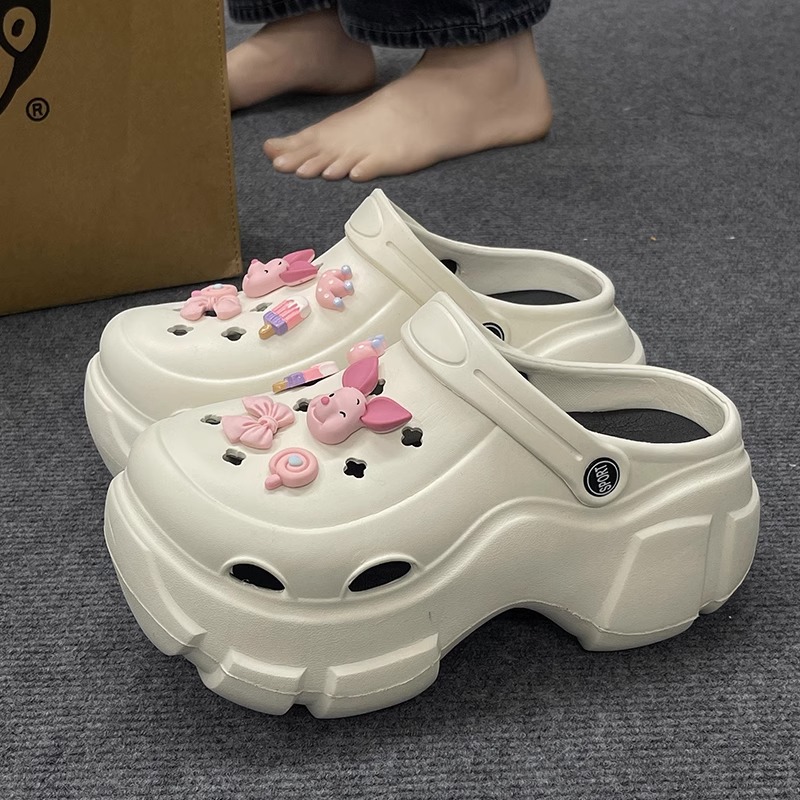 흰색 분홍색 돼지