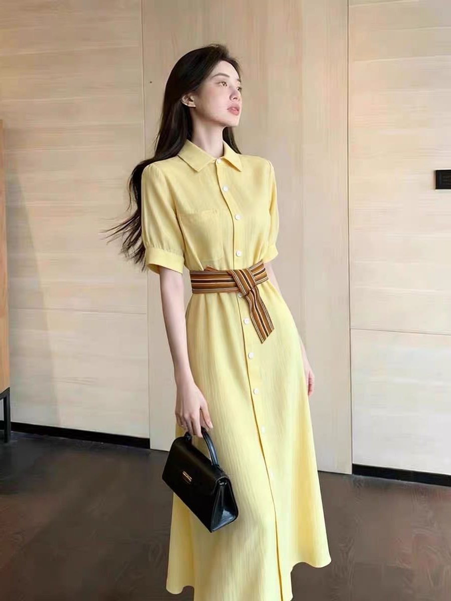 Đầm sơ mi nữ tay ngắn màu vàng dáng suông midi — màu vàng