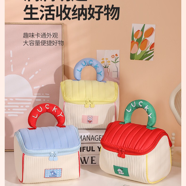Souvenir Velvet Large Capacity Cute Little House Contrasting Color Cosmetic Bag Portable Waterproof Travel Toiletries Storage Bag