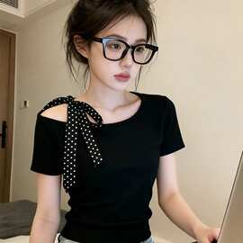 韩系时尚纯棉蝴蝶结斜领短袖t恤女夏季大码胖MM显瘦收腰露肩上衣