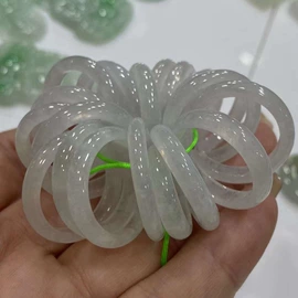 翡翠项饰;翡翠手饰;天然珍珠项饰