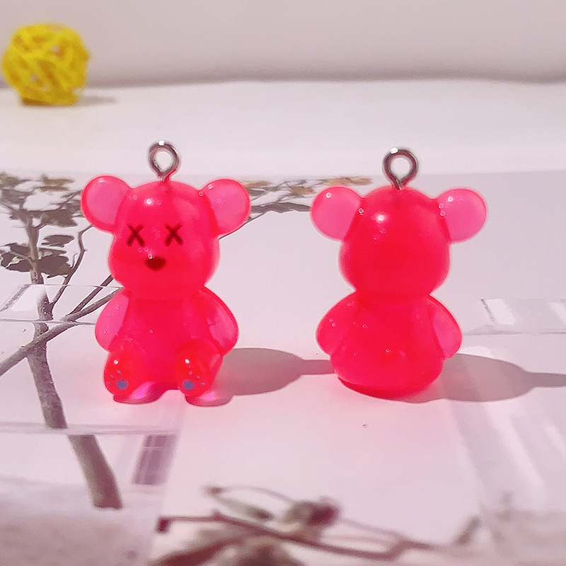 Ventas calientes de luz nocturna violenta estereoscópica osos diy joyas hechas a mano colgantes llaveros pendientes crema pegamento accesorios de caso de teléfono celular