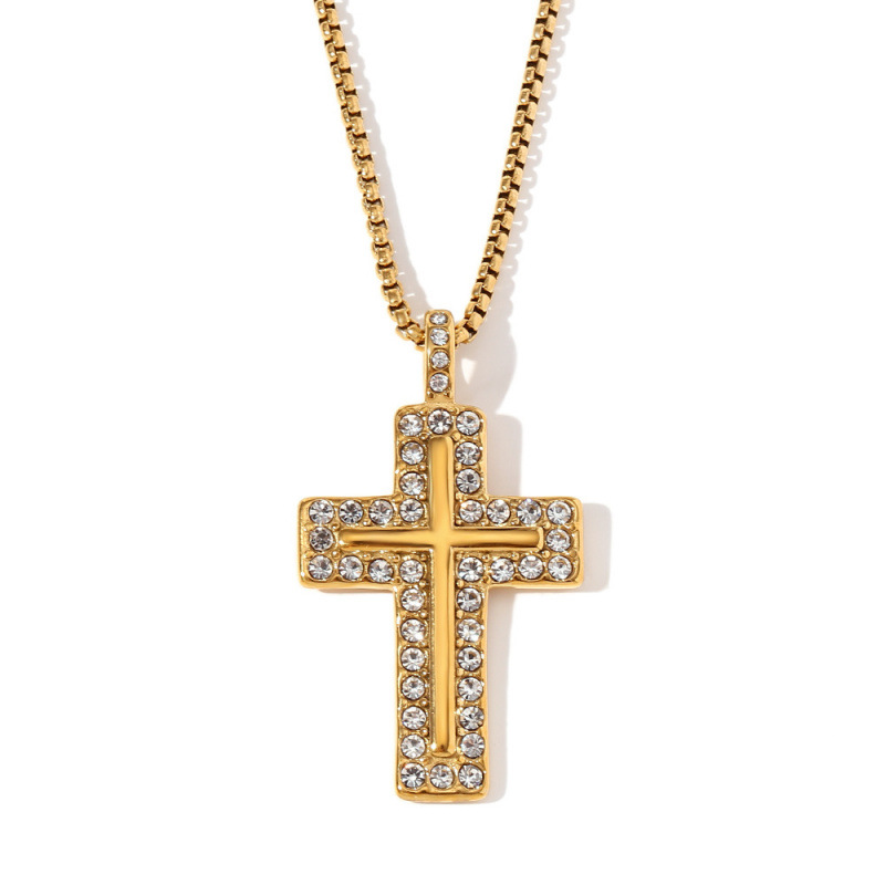 다이아몬드가 세팅된 크로스 골드