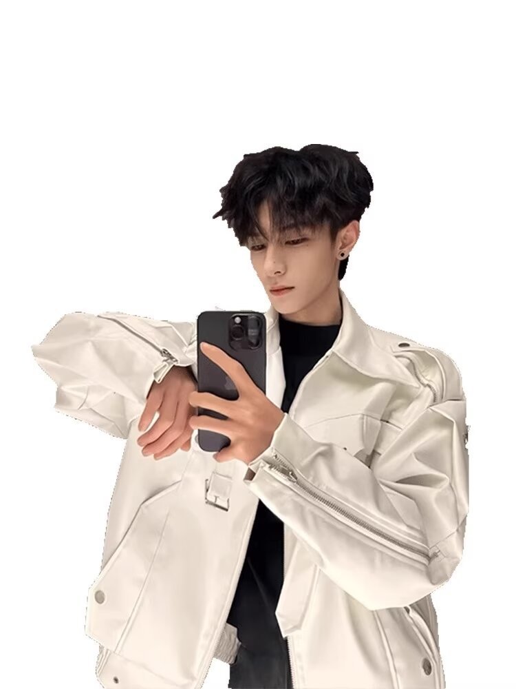 ragazzo in pelle alla moda per uomo, stile di strada europeo e americano autunnale, design di nicchia per moto J, pantaloncini di marca alla moda_voghion.com