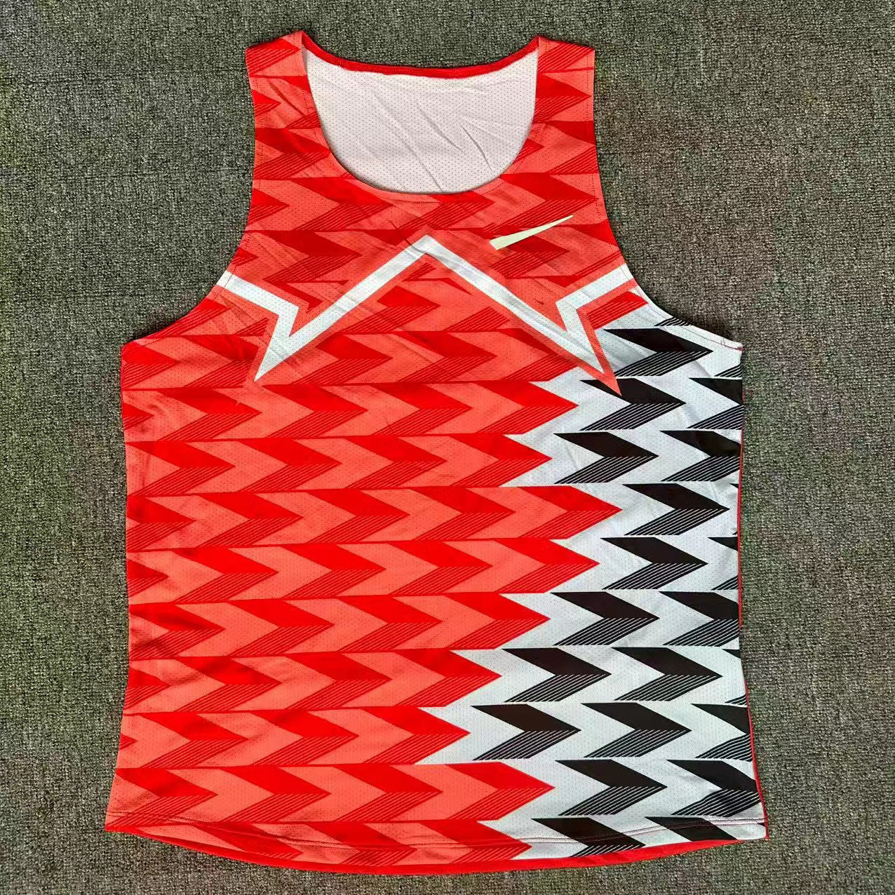 New summer marathon running quick-drying vest, lightweight and breathable athletic training and fitness top for men and women