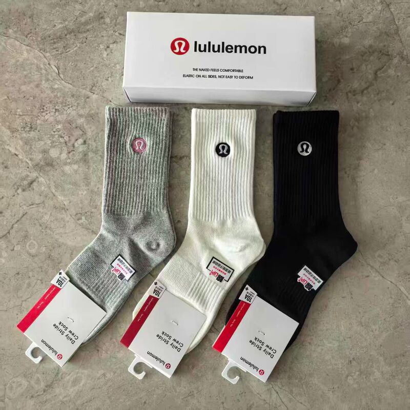 Lulu Fitness High-Elasticity Unisex Mid-Calf Sports Socks, Simple, Stylish, Breathable, Sweat-Absorbing, Dry and Skin-Friendly, In Stock Lulu Fitness High-Elasticity Unisex Mid-Calf Sports Socks, Simple, Stylish, Breathable, Sweat-Absorbing, Dry and Skin-Friendly, In Stock