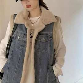 羊羔毛牛仔马甲少女秋冬装2025新款初中高中学生加绒加厚马夹外套