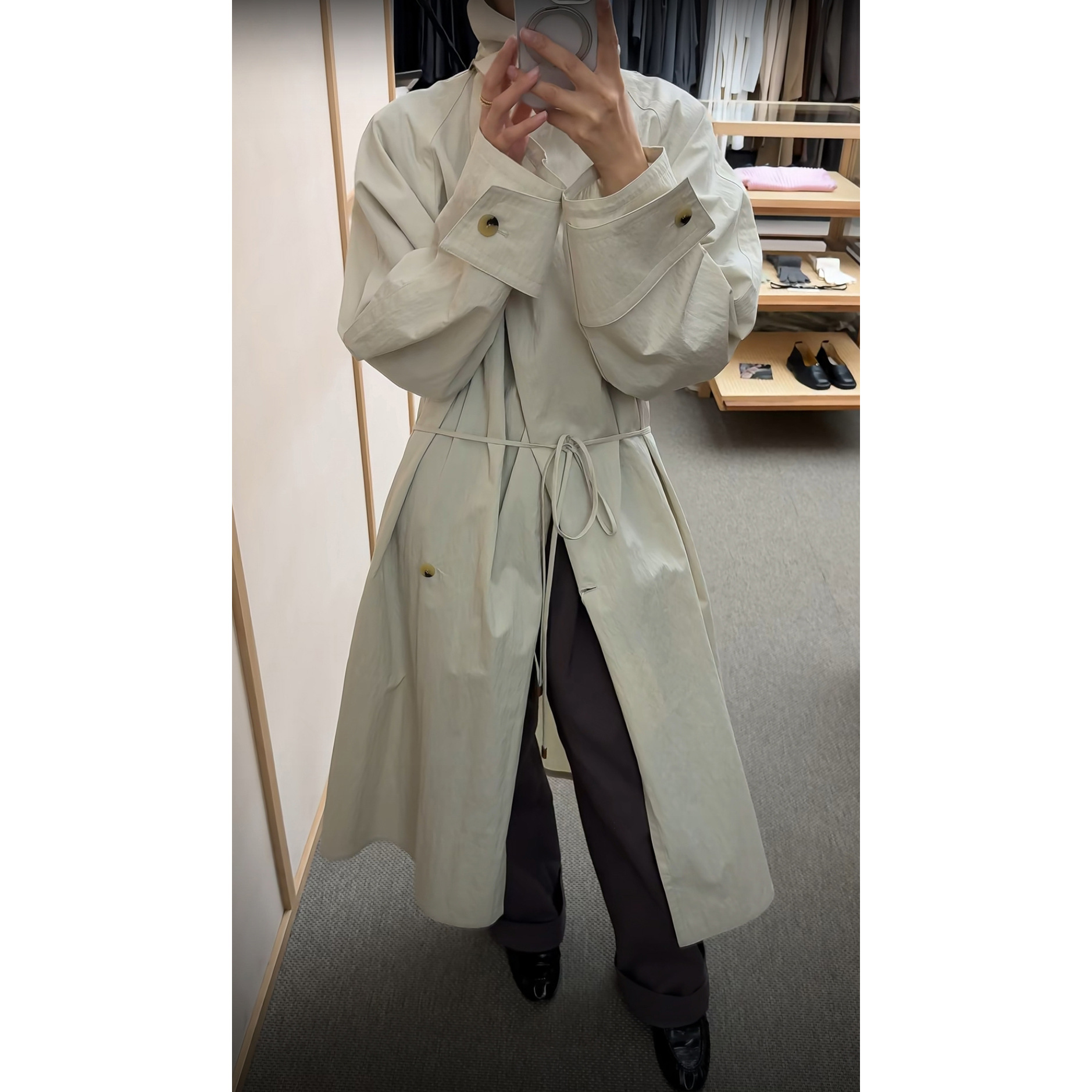 今秋の新作韓国デザイナーle17sep*embreレトロ折りたたみ襟レースアップウインドブレーカー