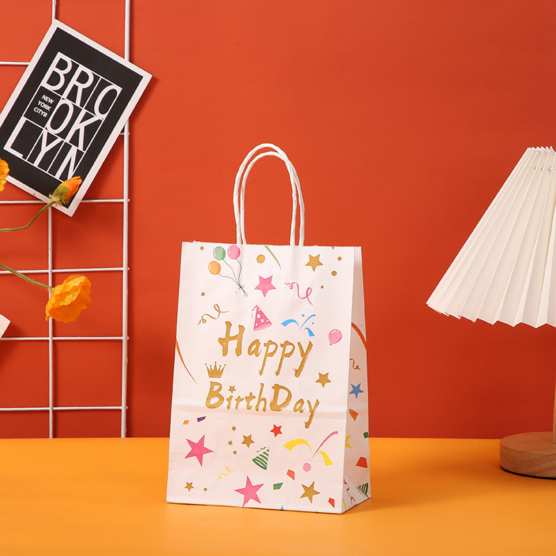 Bolsas de regalo al por mayor en stock serie de fiesta de cumpleaños bolsas de cartón cartón color arco iris bolsas de regalo de cumpleaños