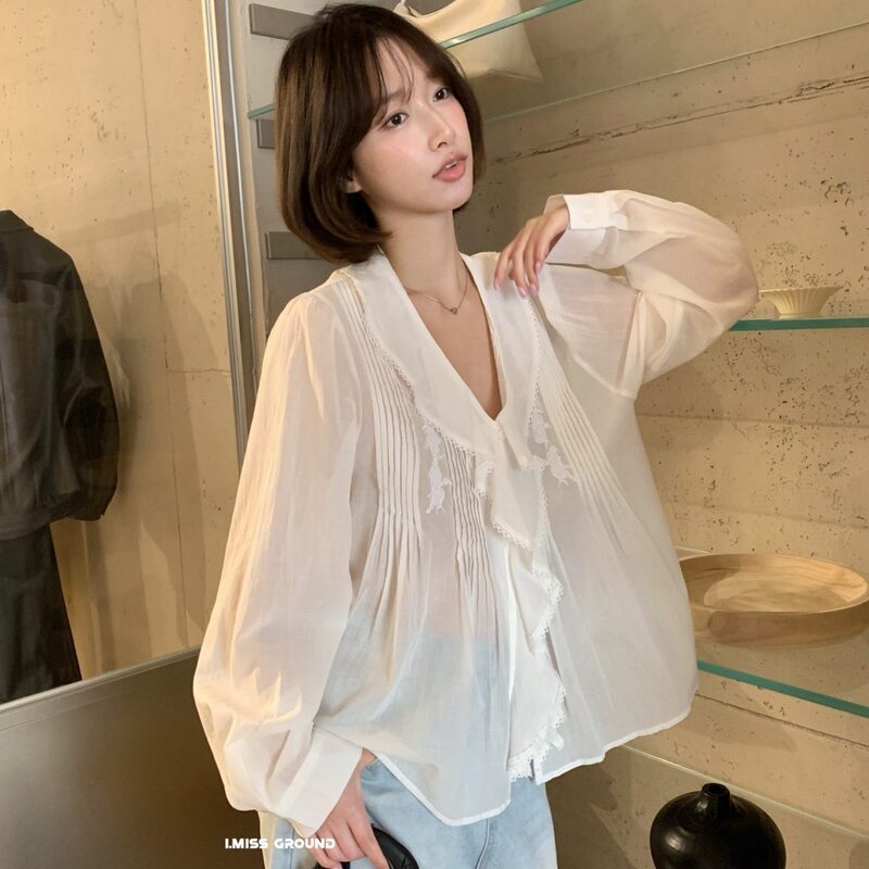 I Miss Korean-Style French Embroidery Lace Shirt for Women 2026 Spring Long-Sleeve V-Neck Pleated Design Top I Miss Korean-Style French Embroidery Lace Shirt for Women 2026 Spring Long-Sleeve V-Neck Pleated Design Top