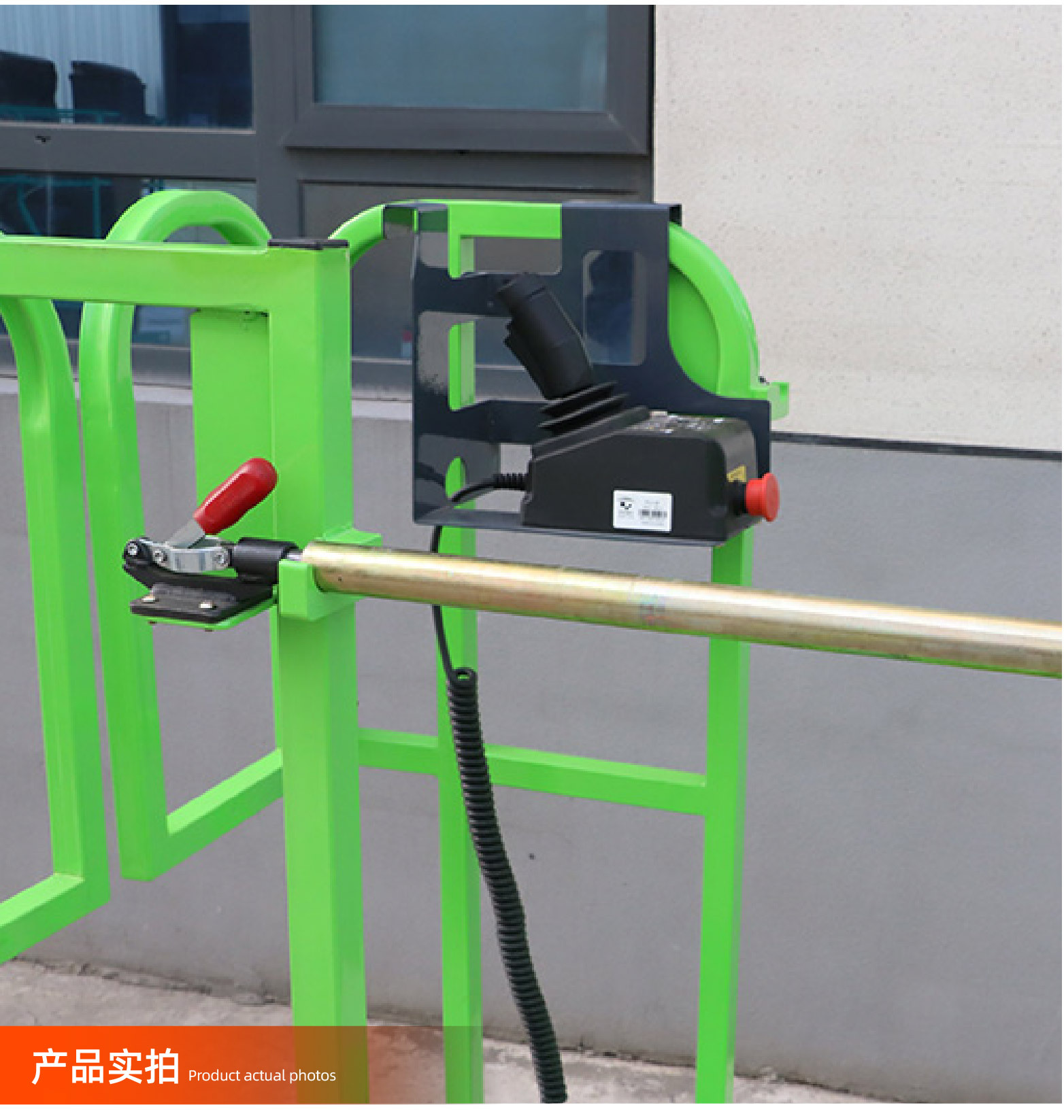 Fully automatic high-altitude retrieval machine for warehouse shelves, high-rise cargo storage and retrieval operations, hydraulic lifting high-altitude retrieval vehicle