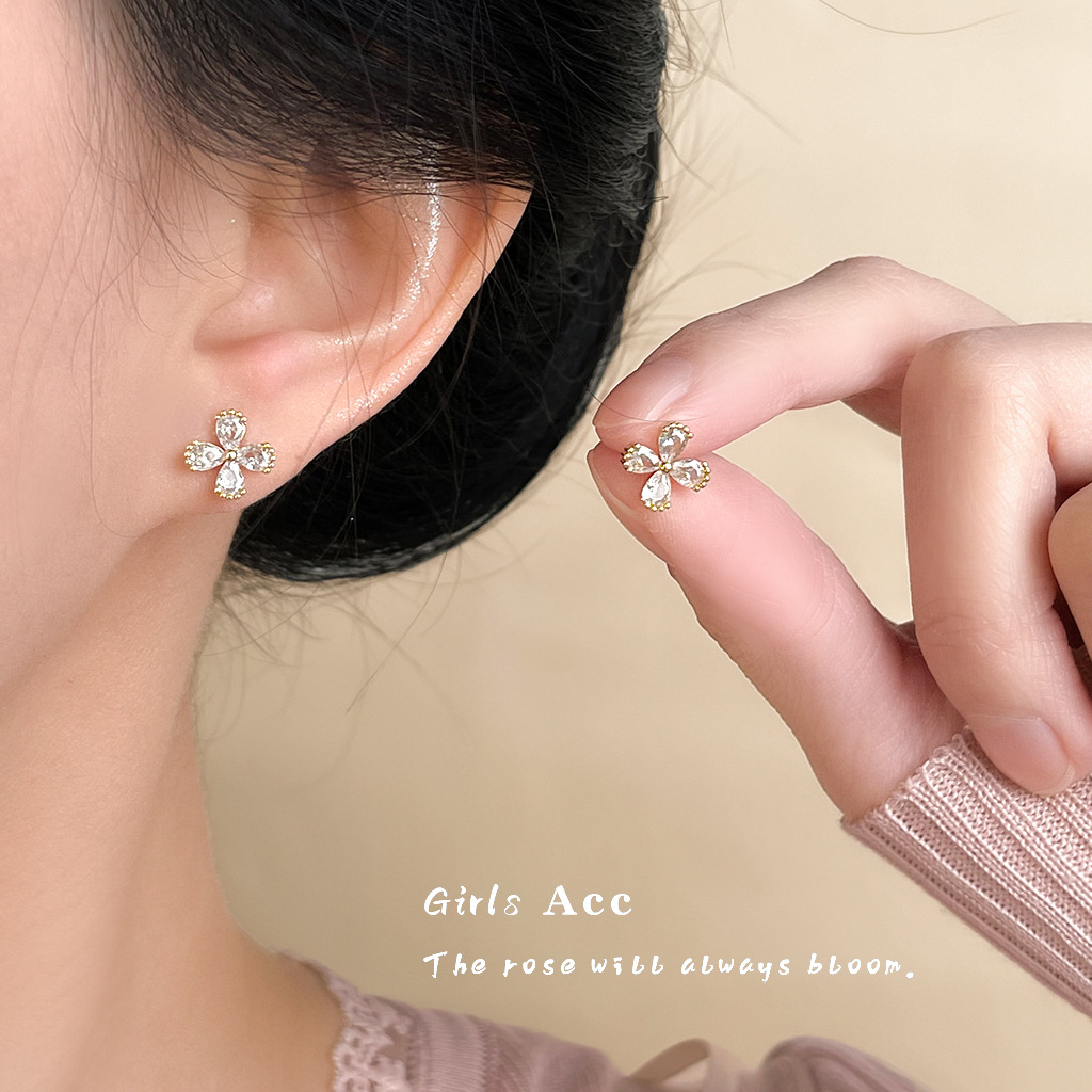 mote_0018_耳语场景新水印 拷贝 17.jpg