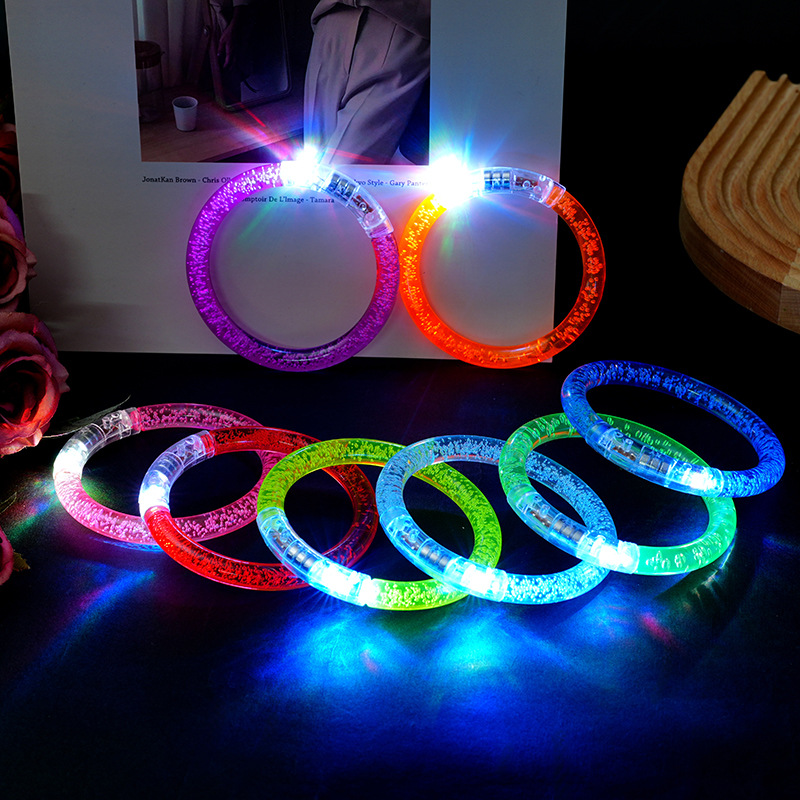 Venta directa de fábrica Acrílico led colorido brazalete de burbujas luminosas empuje pequeño regalo código de escaneo para regalar juguetes luminosos