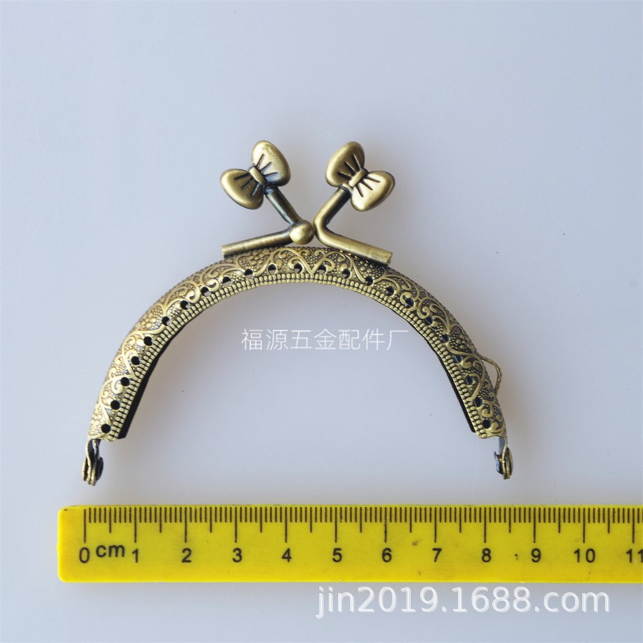 8.5CM半圆压花蝴碟结制头   多款蝴碟结制头  新款口金