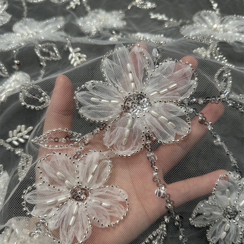 Placa bordada de sequillas perlas bordadas tela de flores pequeñas frescas hadas vestido de boda vestido de mujer tela de ropa de actuación