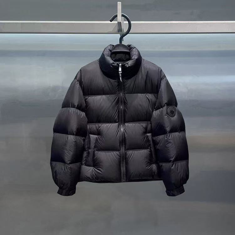 Men's down jacket, thickened for winter, 2026 new style, stand collar, short, casual, warm, puffer jacket, suitable for couples.